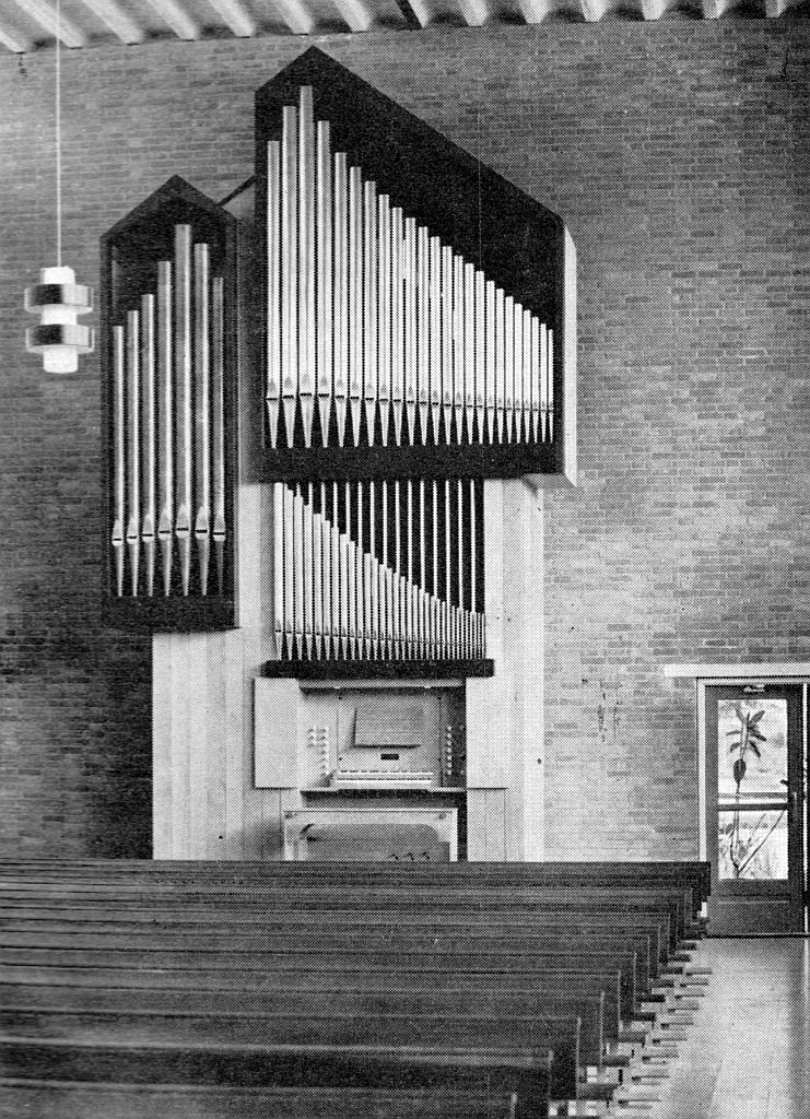Bron: Fotokaart GR 3242 (Stichting Orgel Centrum). Datering: 1964. Bron: Fotokaart GR 3242 (Stichting Orgel Centrum). Datering: 1964.